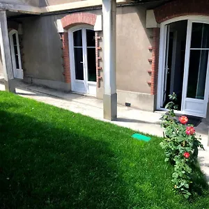 Le 10 Avril - T3 75m2 Centre Apartamento